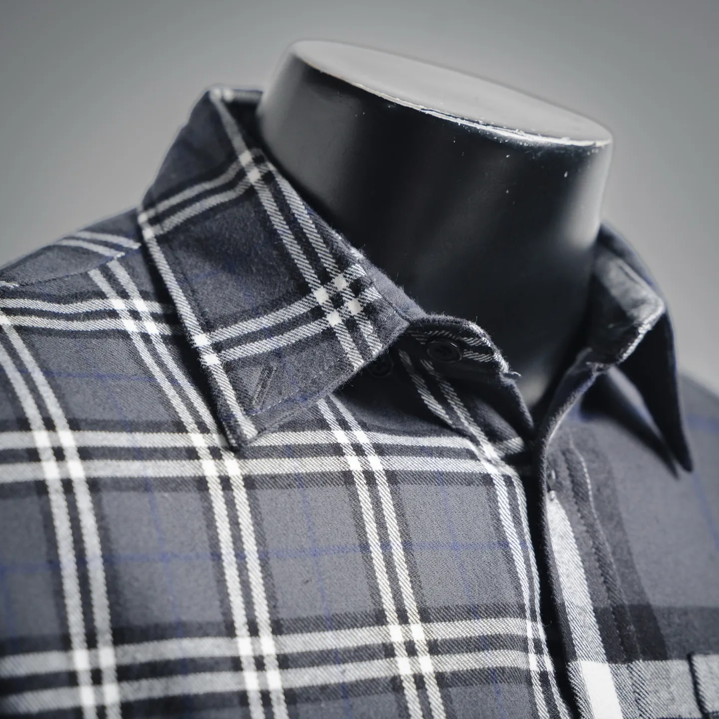 Burberry新作黒のチェック柄クラシックシャツ - 画像 (6)