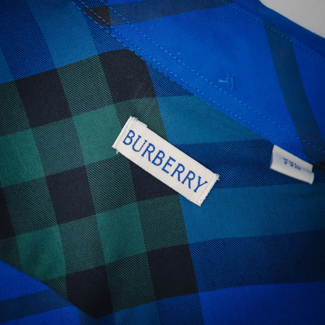 Burberry新作黒のチェック柄長袖シャツ - 画像 (9)