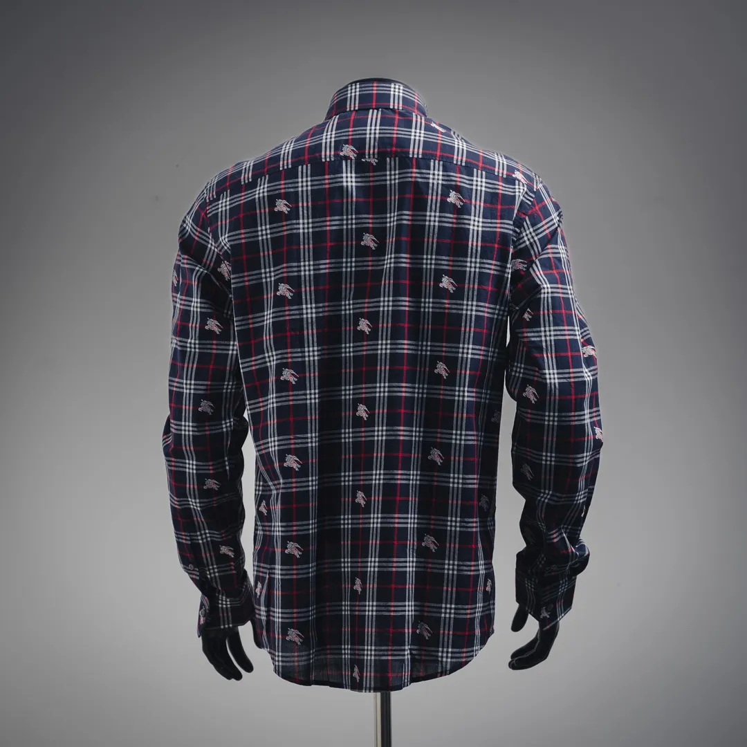 BURBERRY新作黒のチェック柄長袖シャツ - 画像 (3)