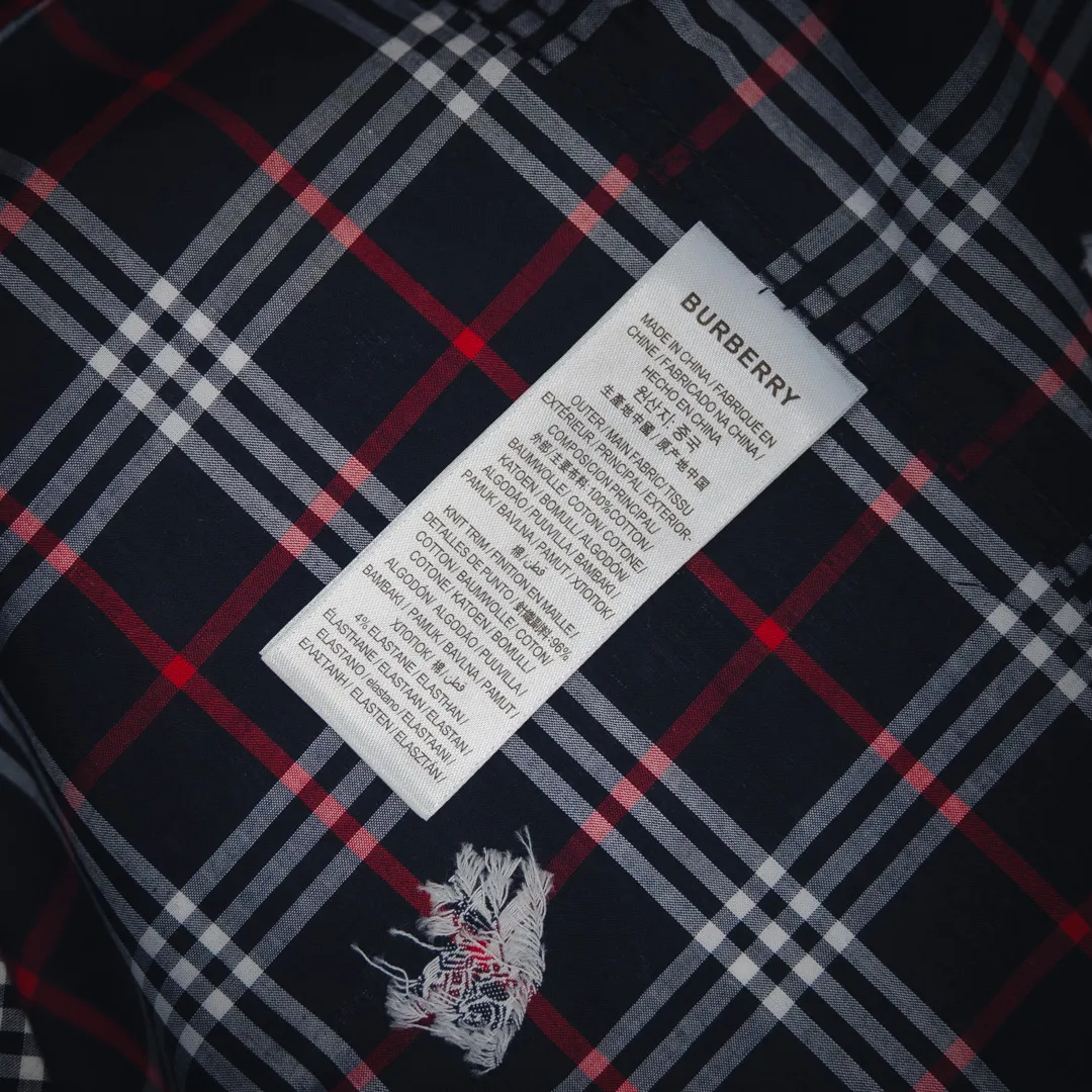 BURBERRY新作黒のチェック柄長袖シャツ - 画像 (10)