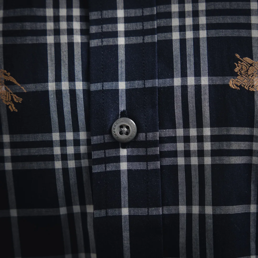 BURBERRY新作黒のチェック柄長袖シャツ - 画像 (7)