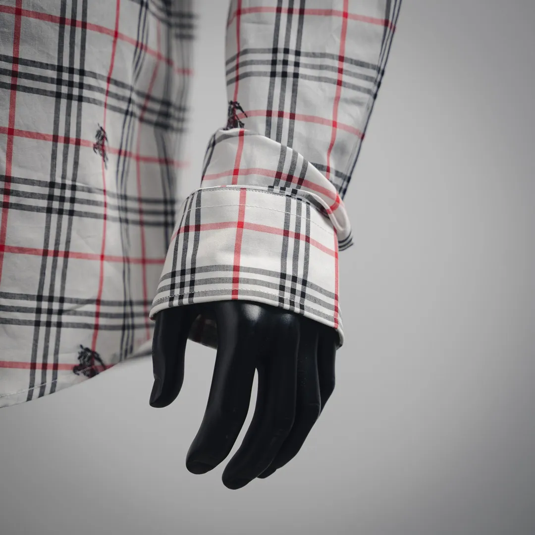 BURBERRY新作黒のチェック柄長袖シャツ - 画像 (8)