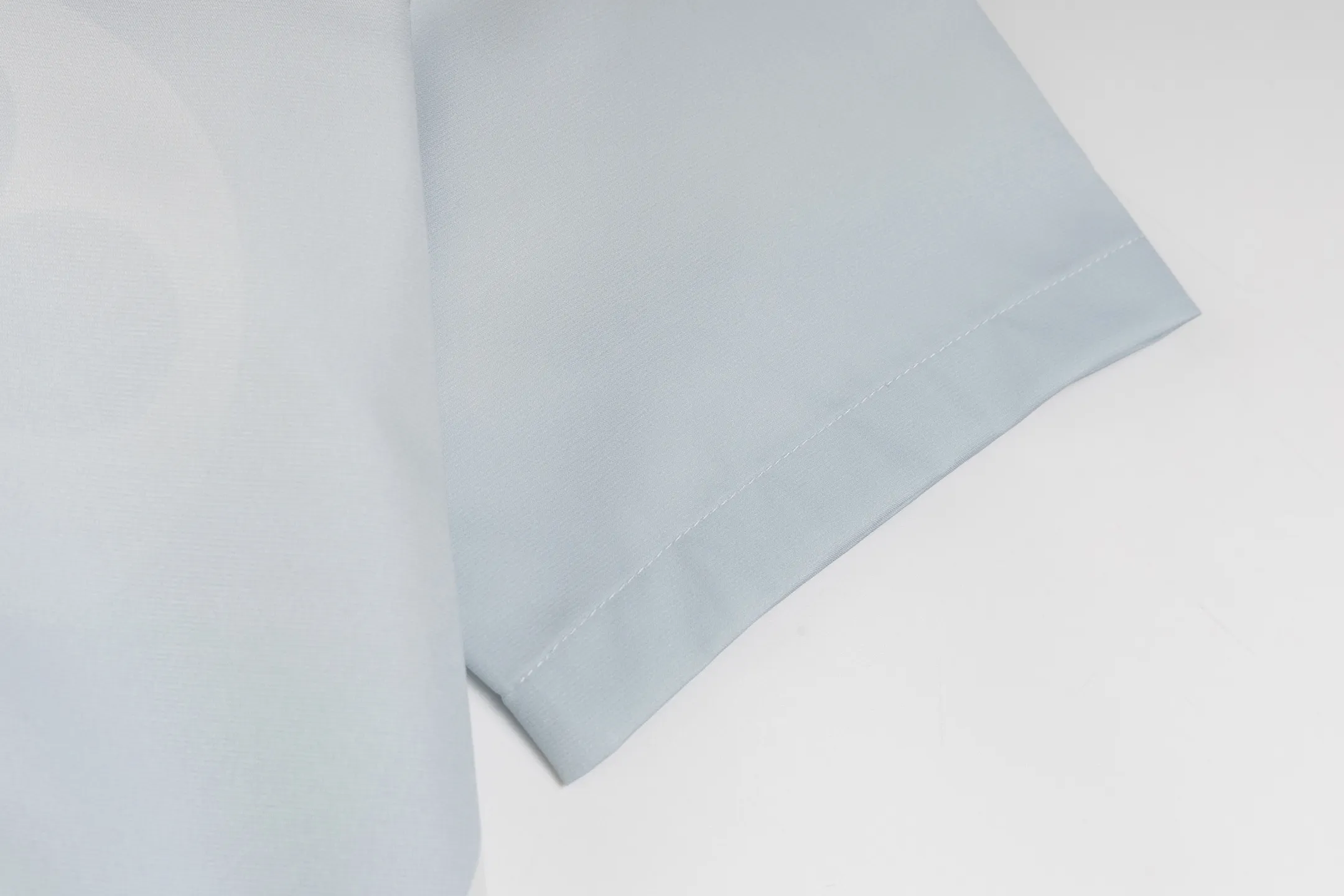 LOUIS VUITTON 新作 白黒のチェック柄 シャツ - 画像 (8)