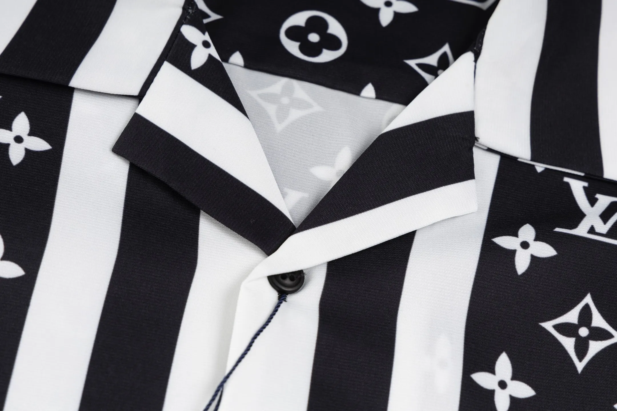 LOUIS VUITTON新作黒のチェック柄シャツ - 画像 (6)