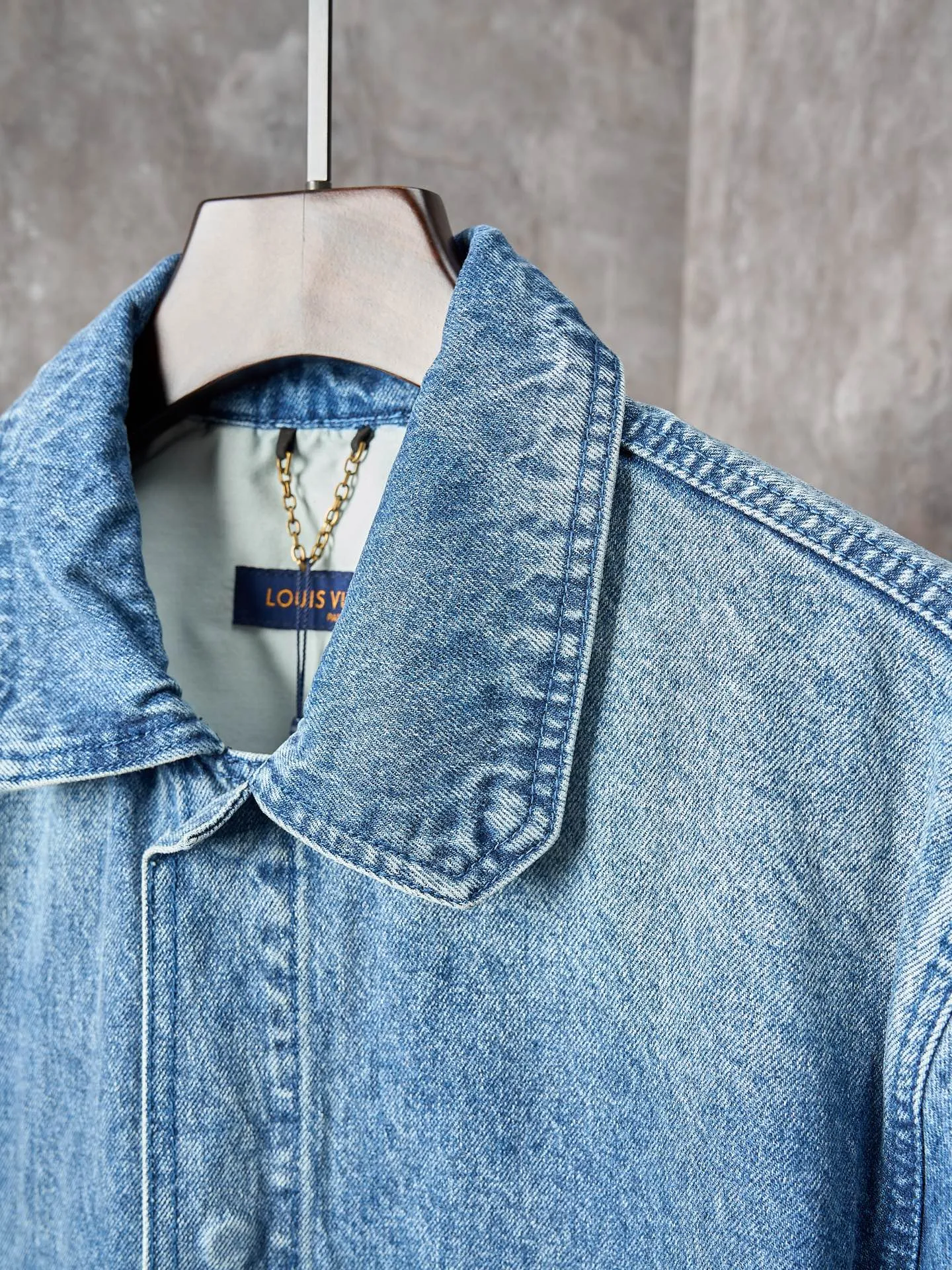 Louis Vuitton新作黒のチェック柄デニムシャツ - 画像 (5)