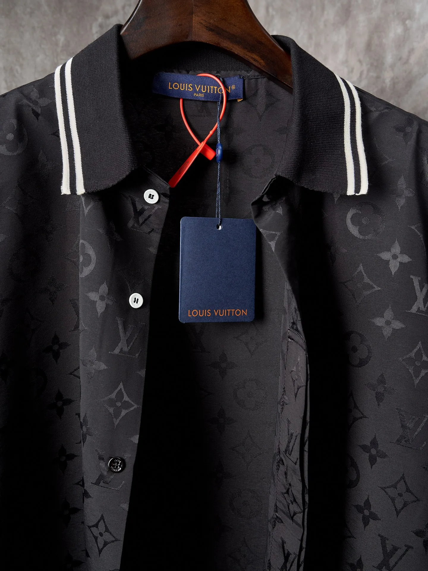 Louis Vuitton 新作黒のチェック柄シャツ - 画像 (5)