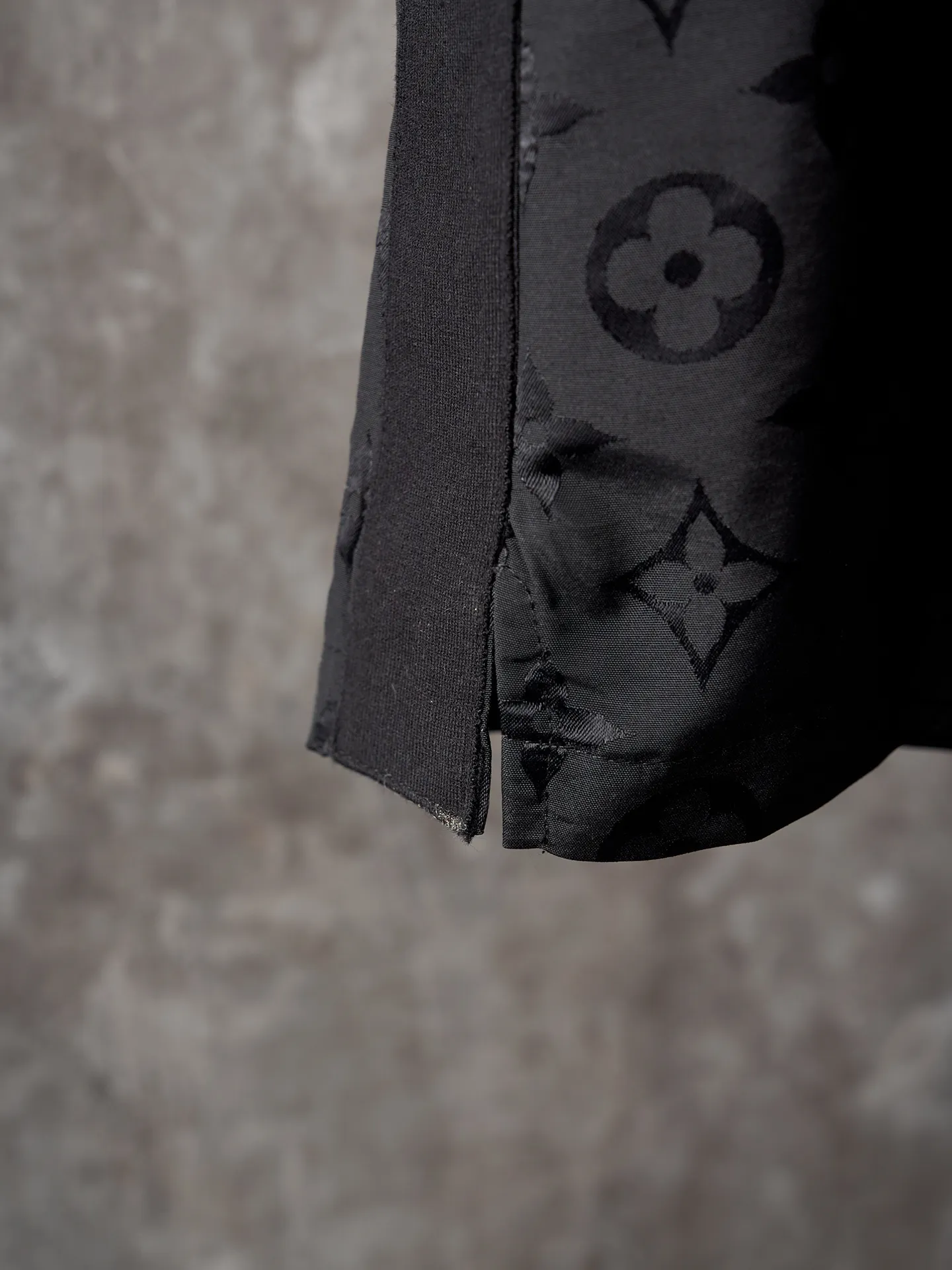 Louis Vuitton 新作黒のチェック柄シャツ - 画像 (9)