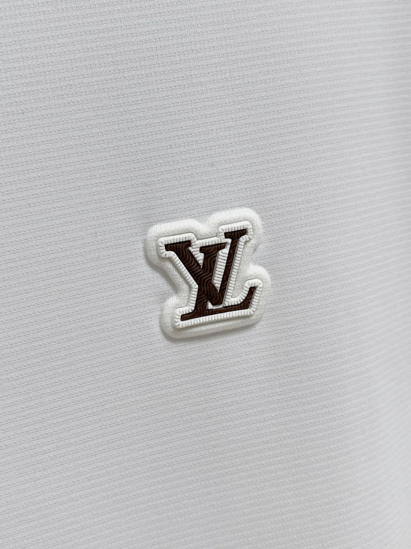 ルイヴィトン 白 新作ポロ襟長袖シャツ - 画像 (4)