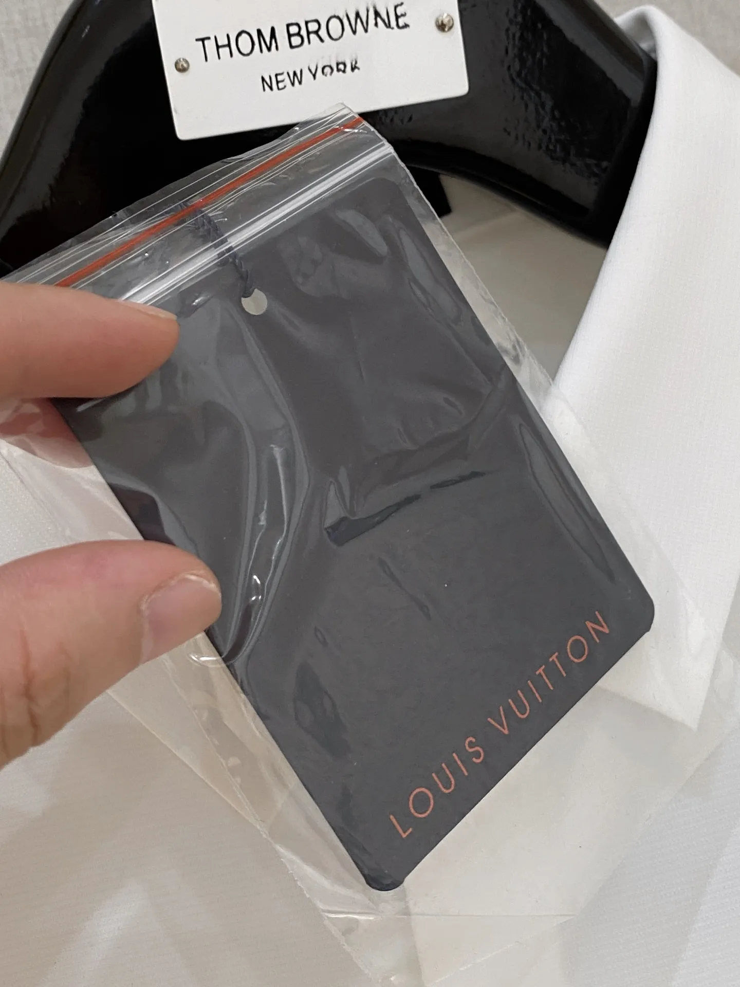 ルイヴィトン 白 新作ポロ襟長袖シャツ - 画像 (6)