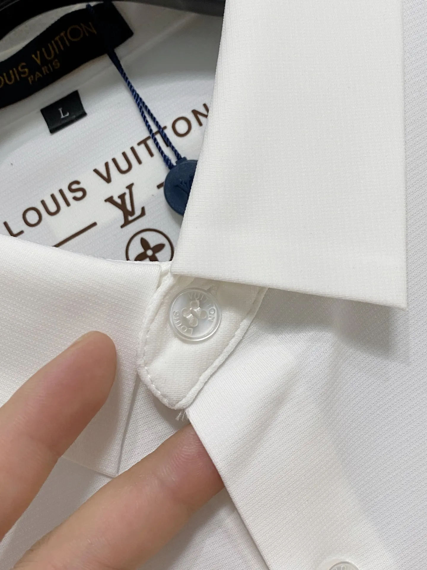 ルイヴィトン 白 新作ポロ襟長袖シャツ - 画像 (7)