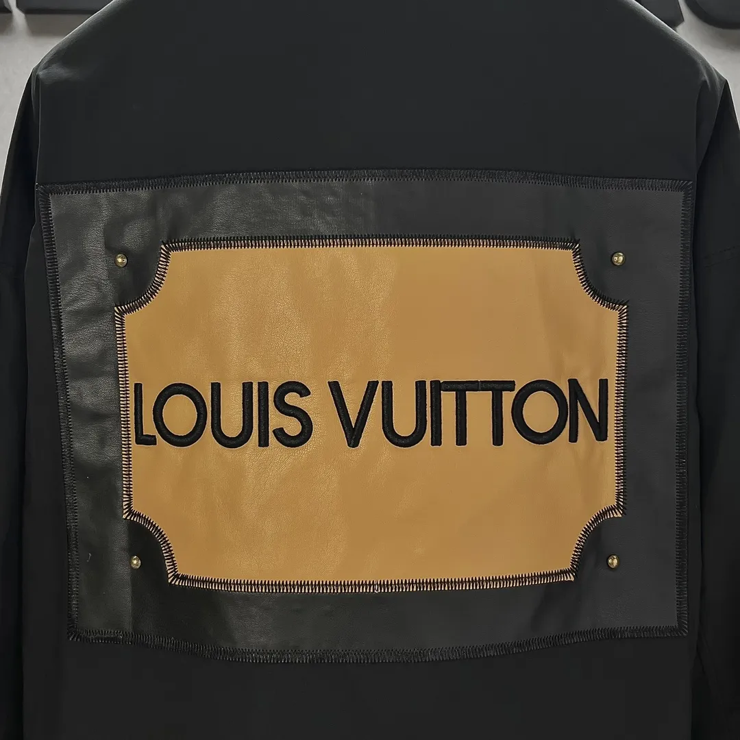 LOUIS VUITTON 新作 黒のチェック柄 シャツ - 画像 (4)