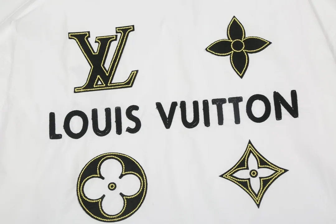 LOUIS VUITTON 新作 白 黒のチェック柄シャツ - 画像 (8)