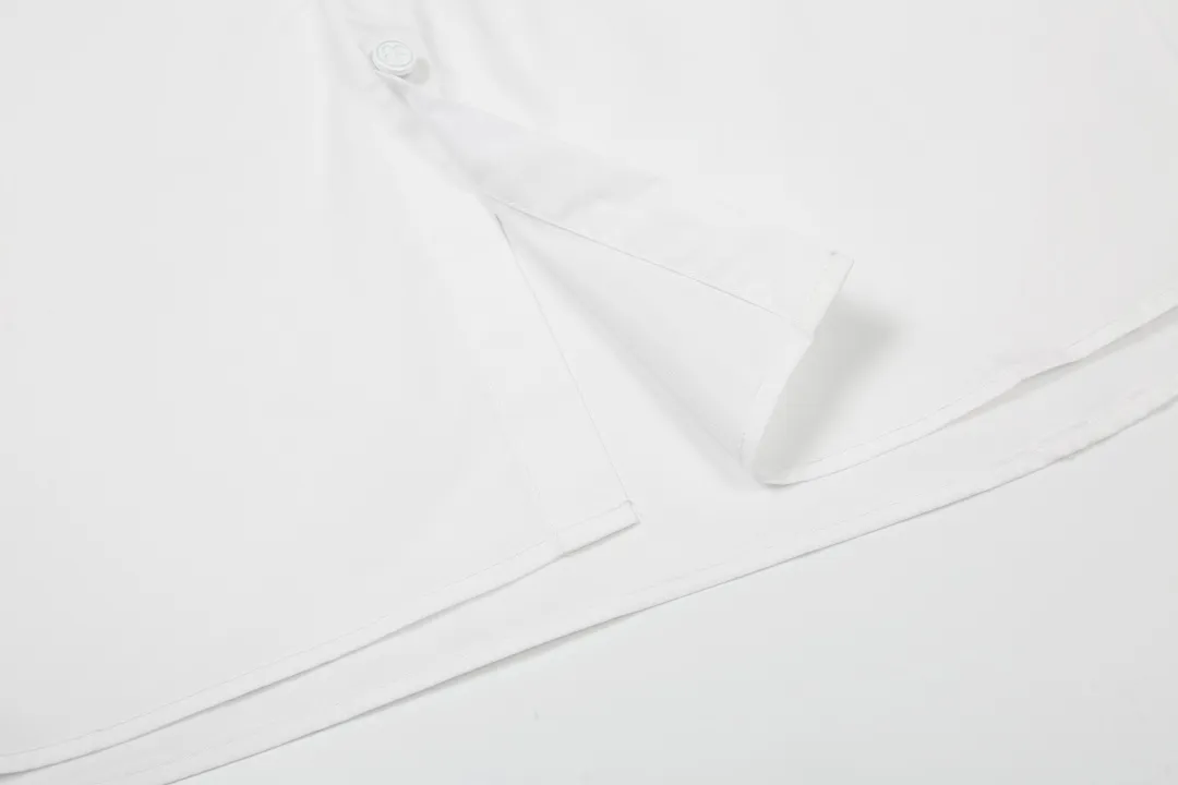 LOUIS VUITTON 新作 白 黒のチェック柄シャツ - 画像 (11)