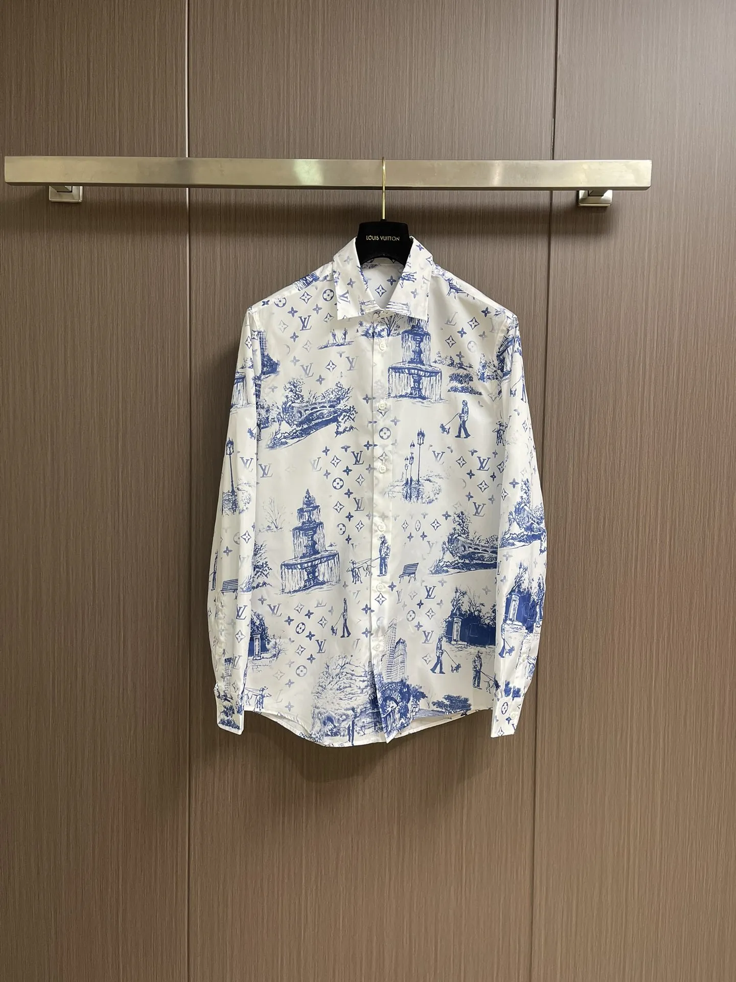 LOUIS VUITTON新作黒のチェック柄長袖シャツ