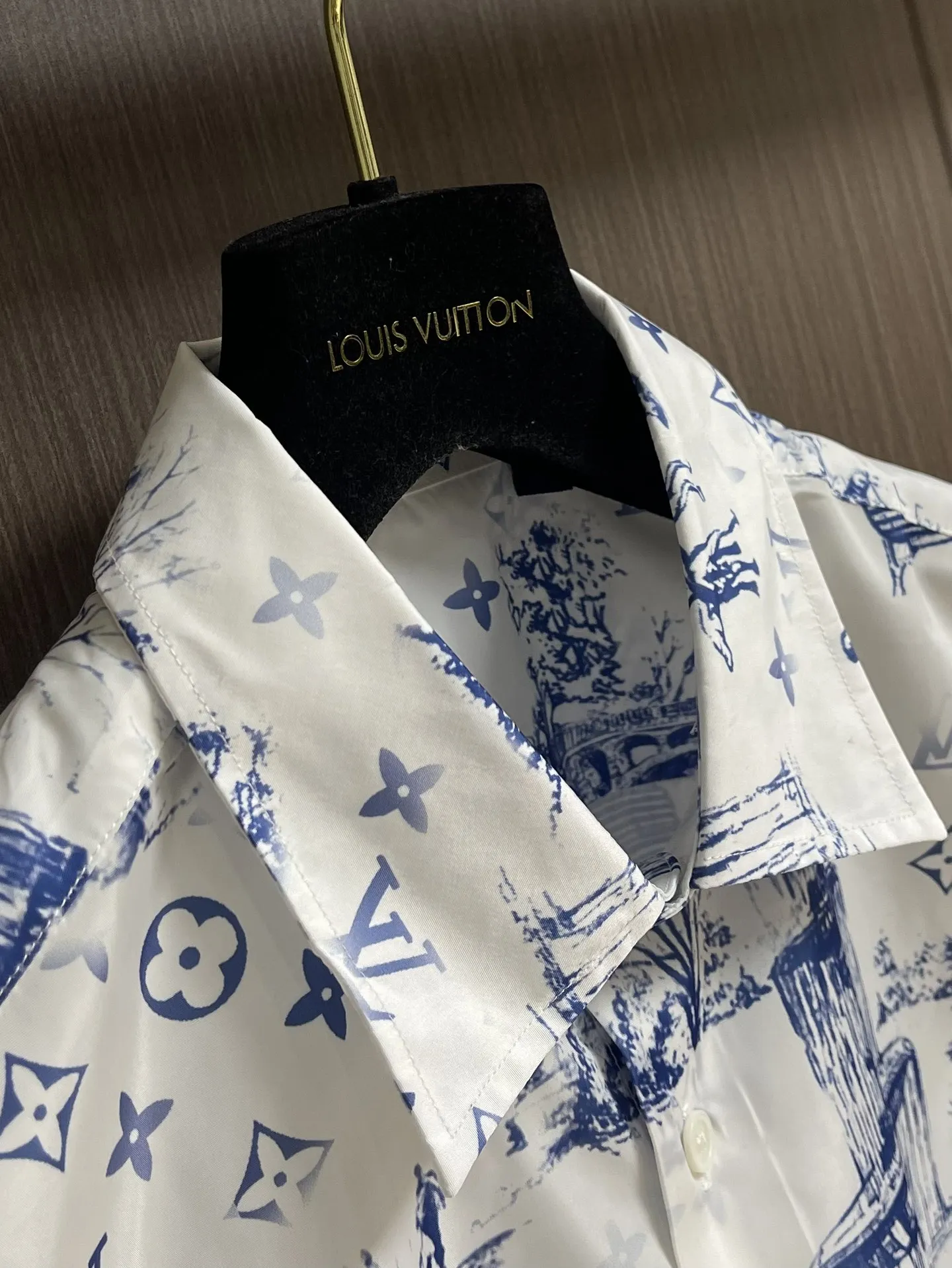 LOUIS VUITTON新作黒のチェック柄長袖シャツ - 画像 (4)