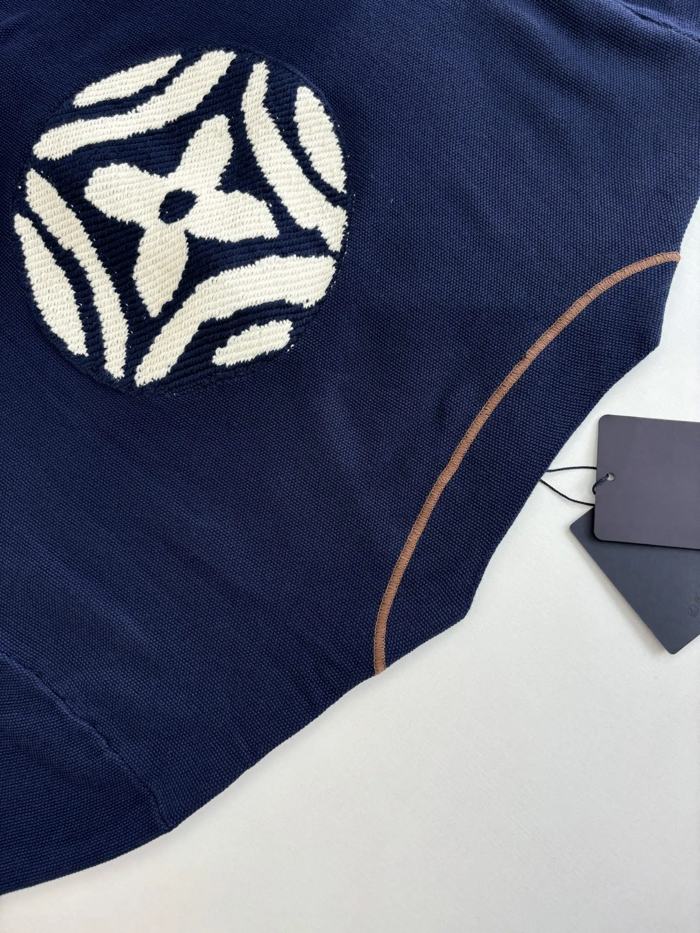 ルイヴィトン 新作 黒のチェック柄 シャツ - 画像 (7)