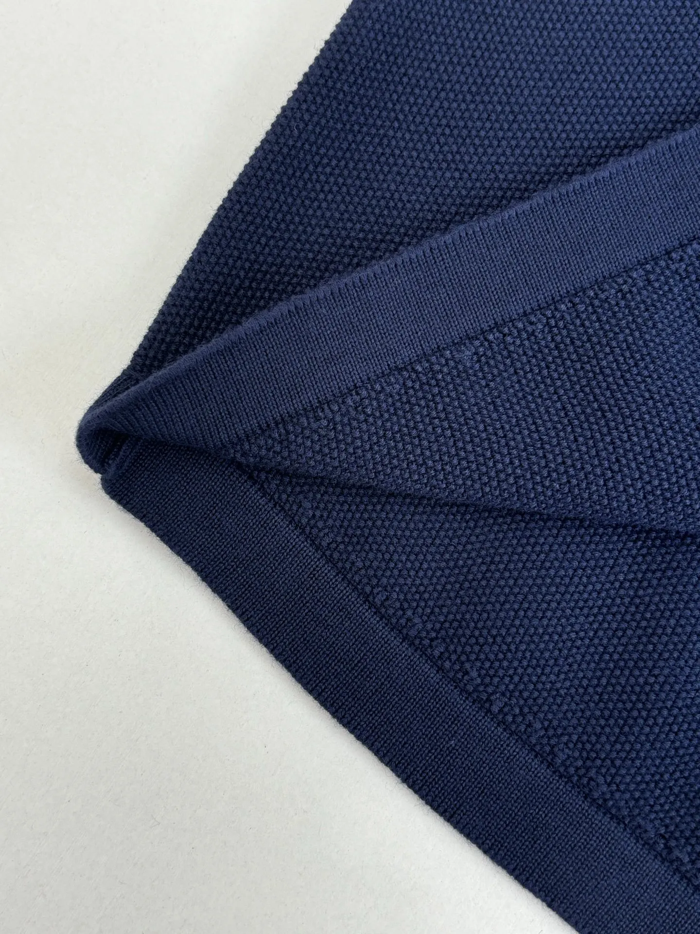 ルイヴィトン 新作 黒のチェック柄 シャツ - 画像 (11)