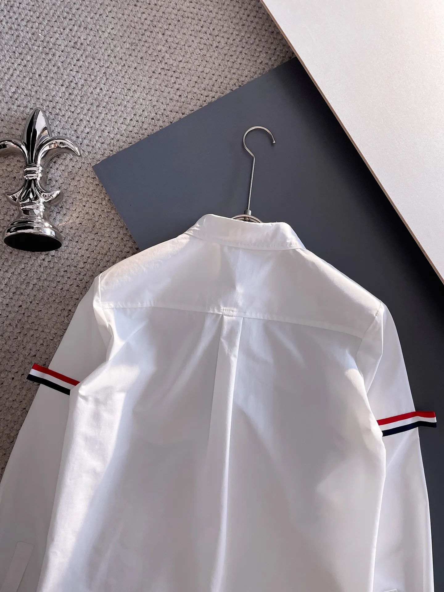 Moncler 2025ss新作白黒のチェック柄長袖シャツ - 画像 (7)