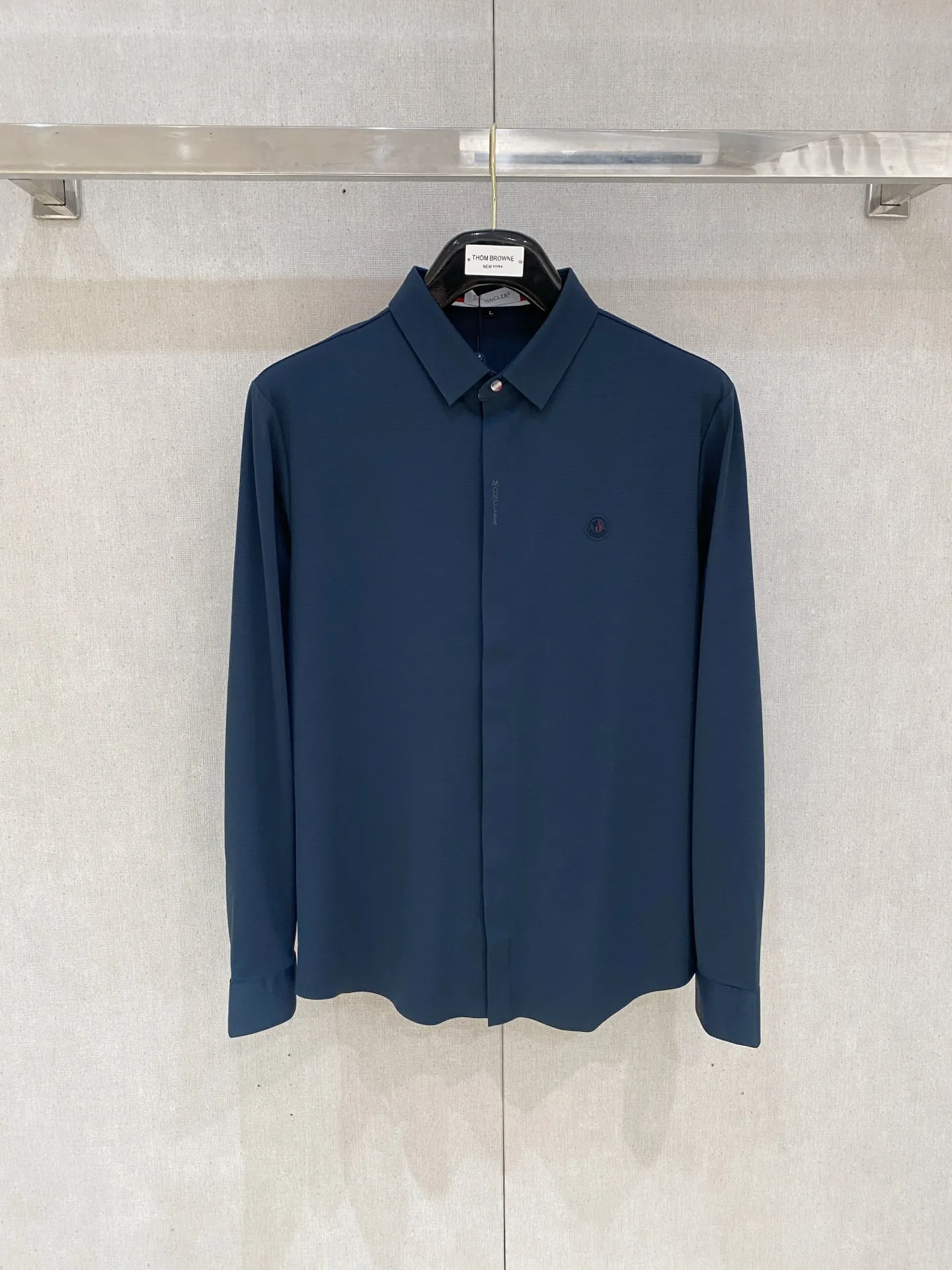 Moncler 2025ss新作白ポロ長袖シャツ - 画像 (3)