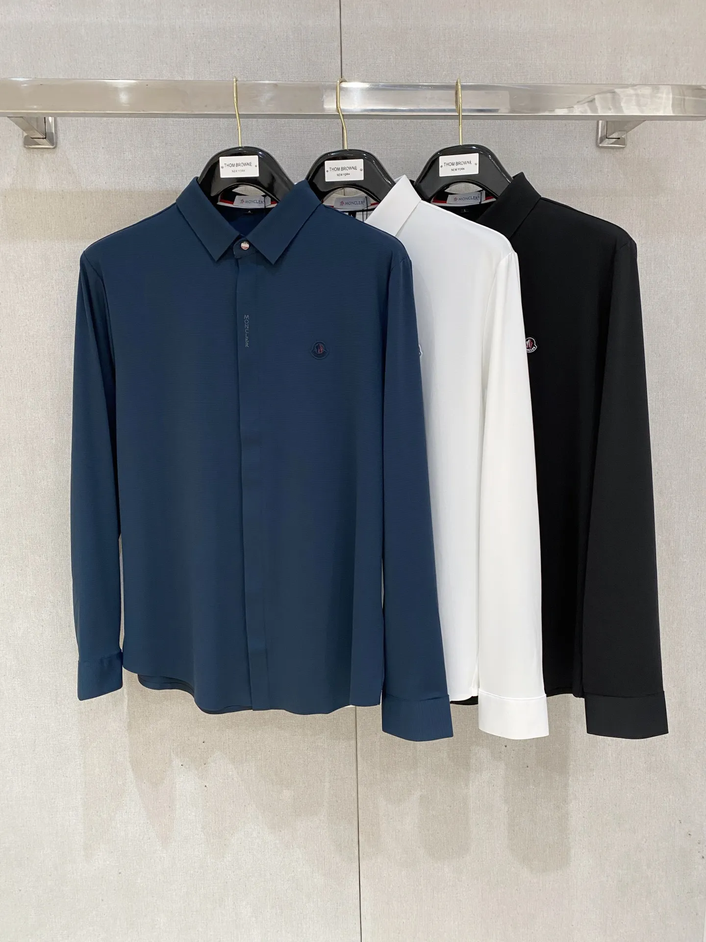 Moncler 2025ss新作白ポロ長袖シャツ - 画像 (10)