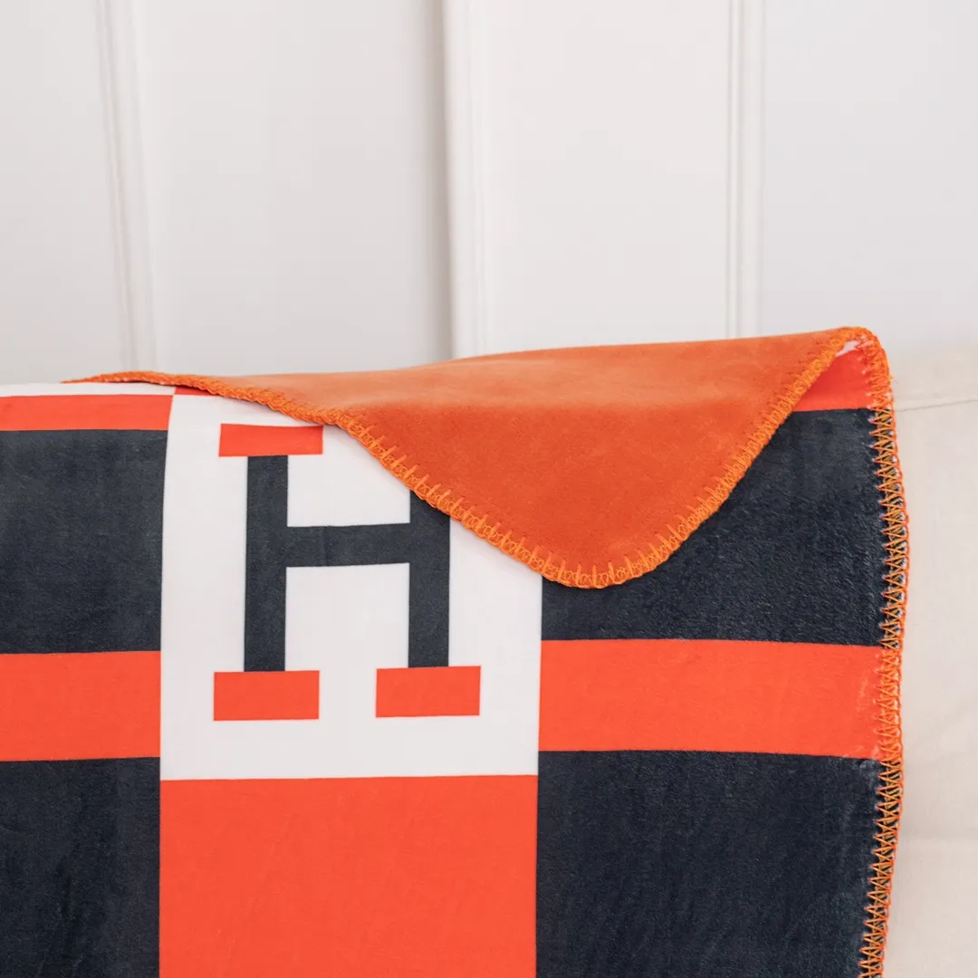 Hermes オレンジ ブラック 幾何学模様 毛布 - 画像 (5)