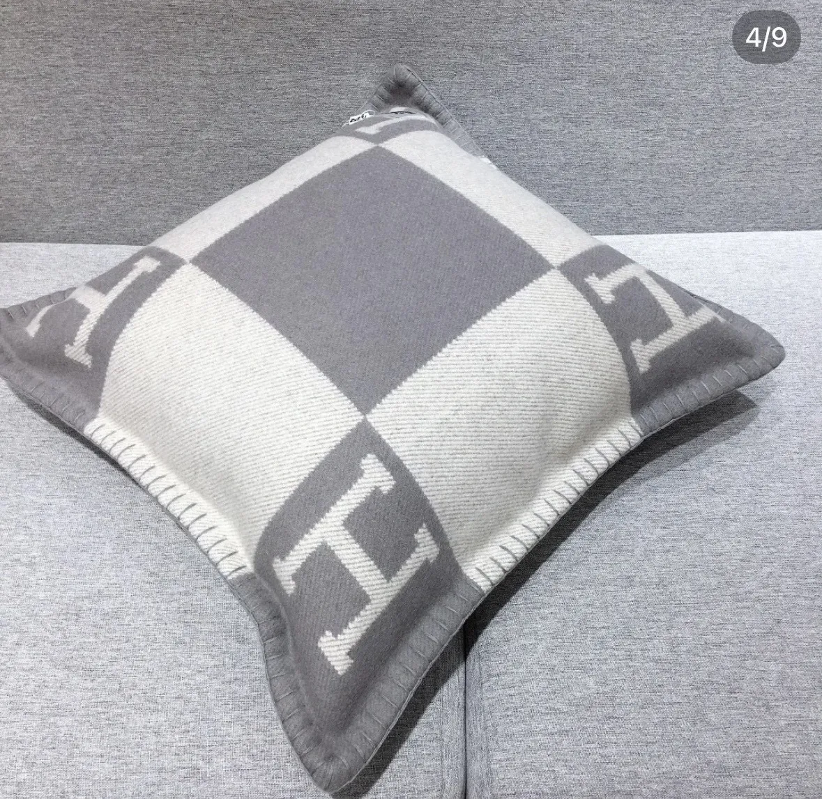 Hermès Avalon グレー チェック柄 抱き枕 - 画像 (3)