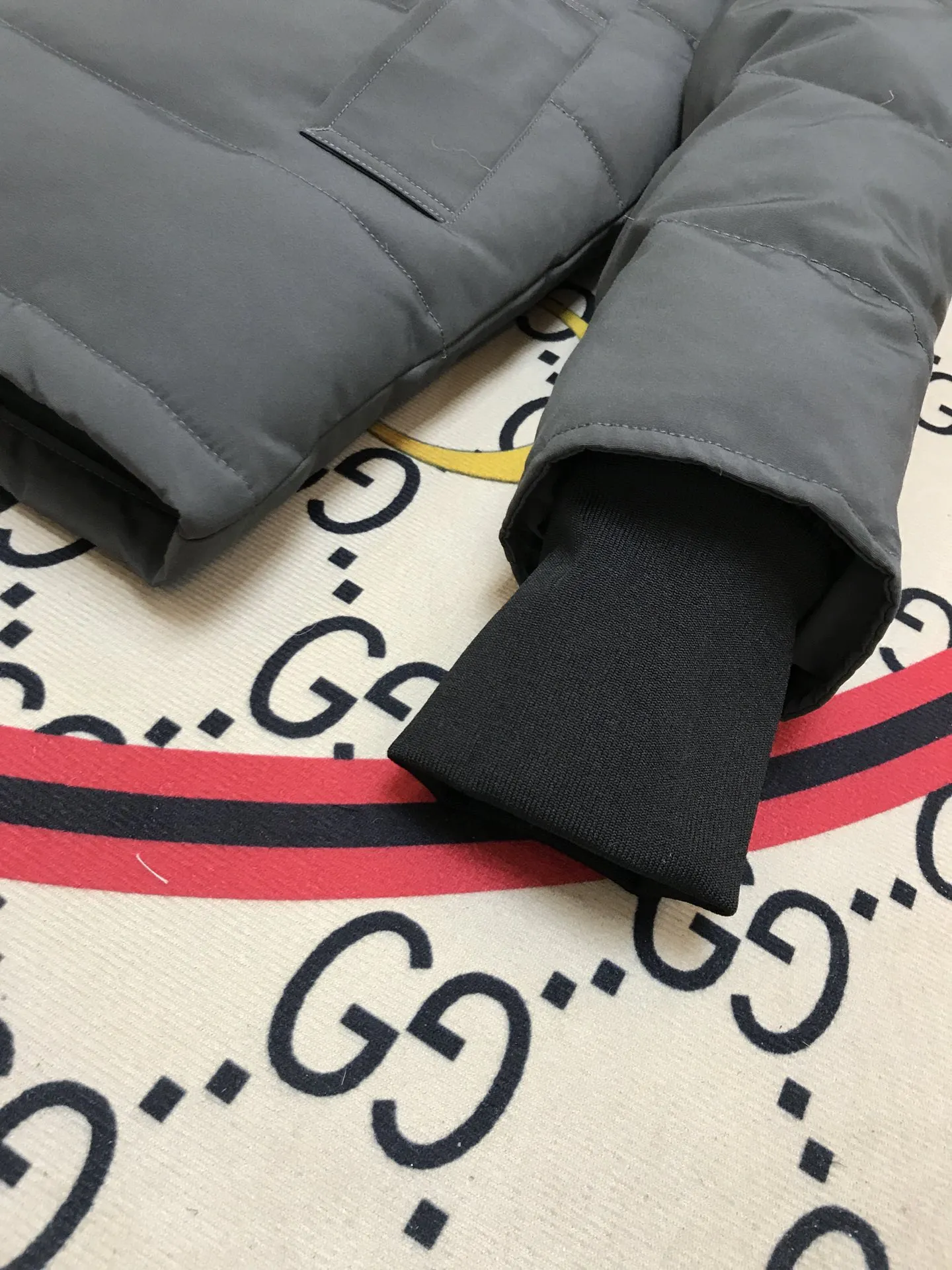 カナダグース カーソン パーカー グレー ダウンジャケット - 画像 (8)