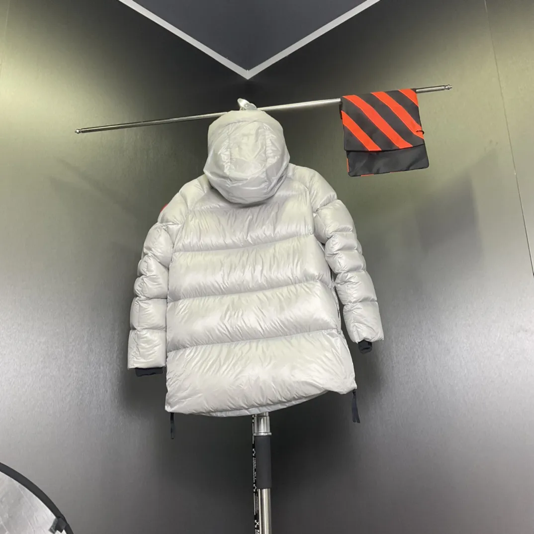 カナダグース クロフトン ダウンジャケット ホワイト パファー - 画像 (3)