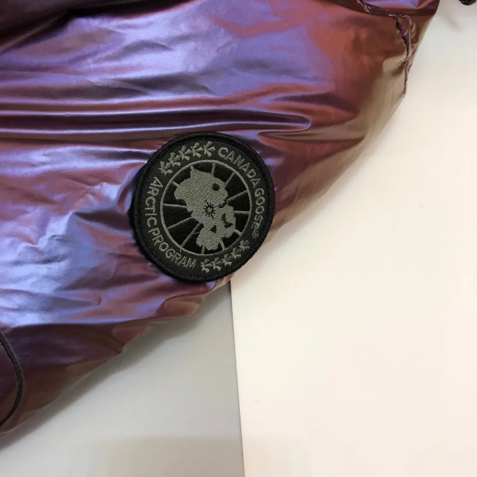 カナダグース OVO カメレオン ダウンジャケット パープル - 画像 (9)