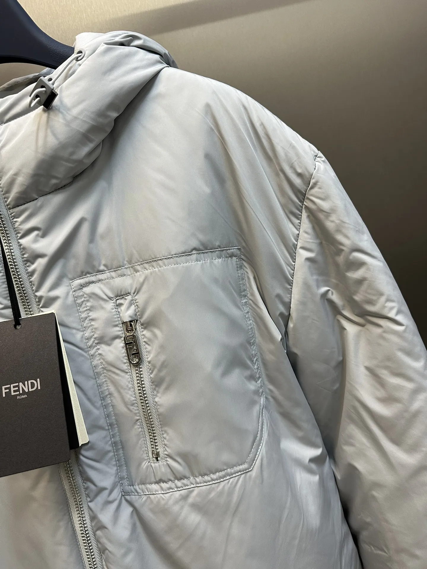 フェンディ リバーシブル コットンジャケット グレー フード付き - 画像 (4)