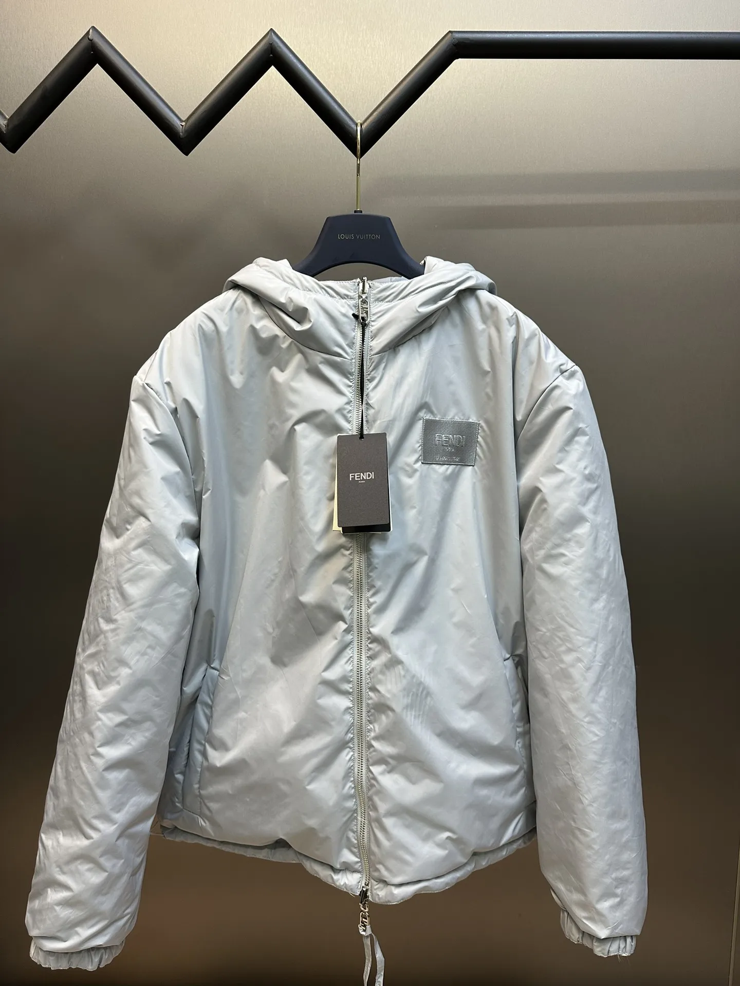 フェンディ リバーシブル コットンジャケット グレー フード付き - 画像 (6)
