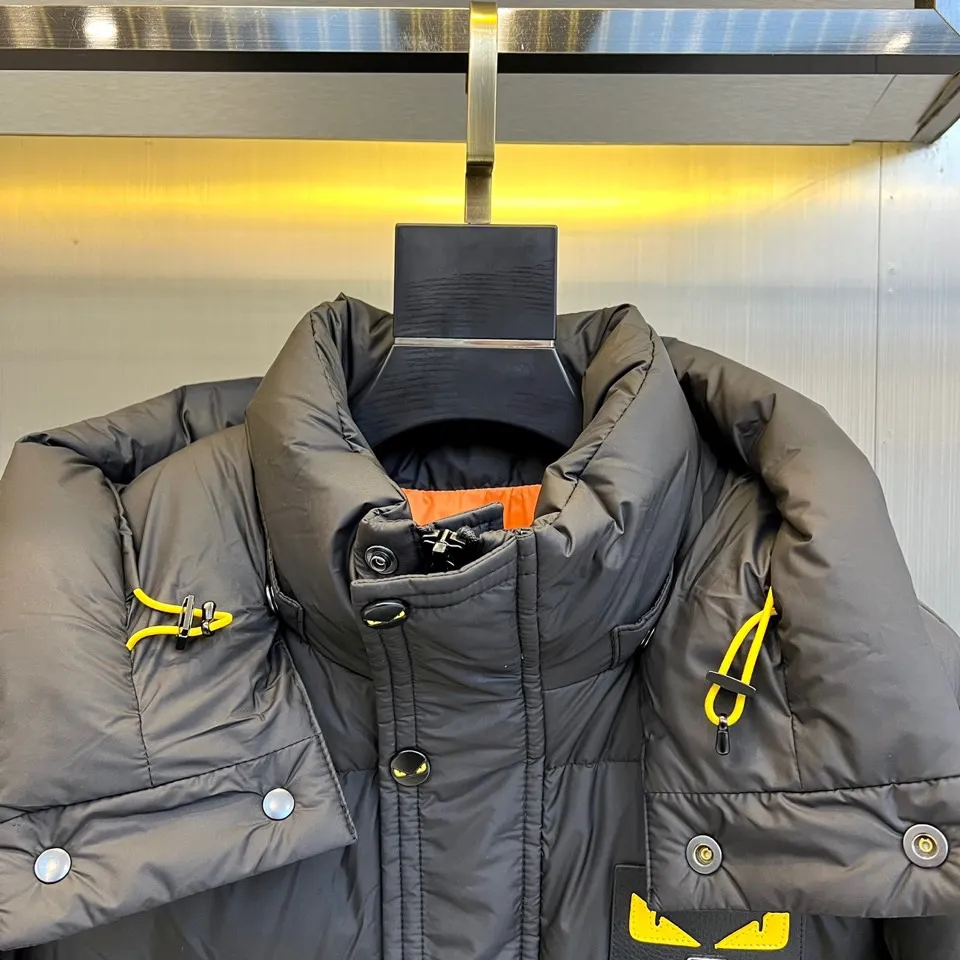 フェンディ モンスター フード付きダウンジャケット ブラック - 画像 (4)