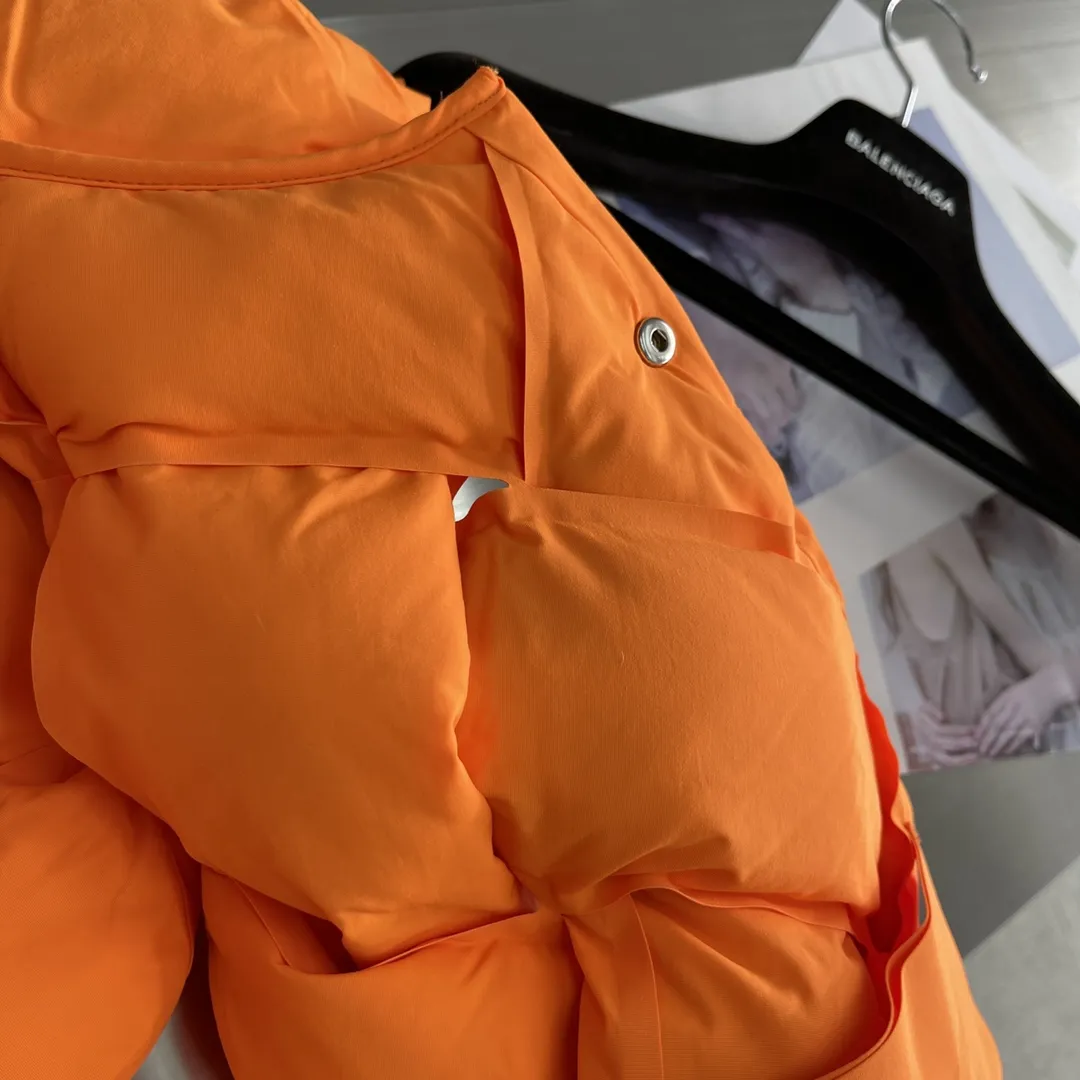 CELINE キルティングダウンベスト オレンジ クラシックスタイル - 画像 (8)