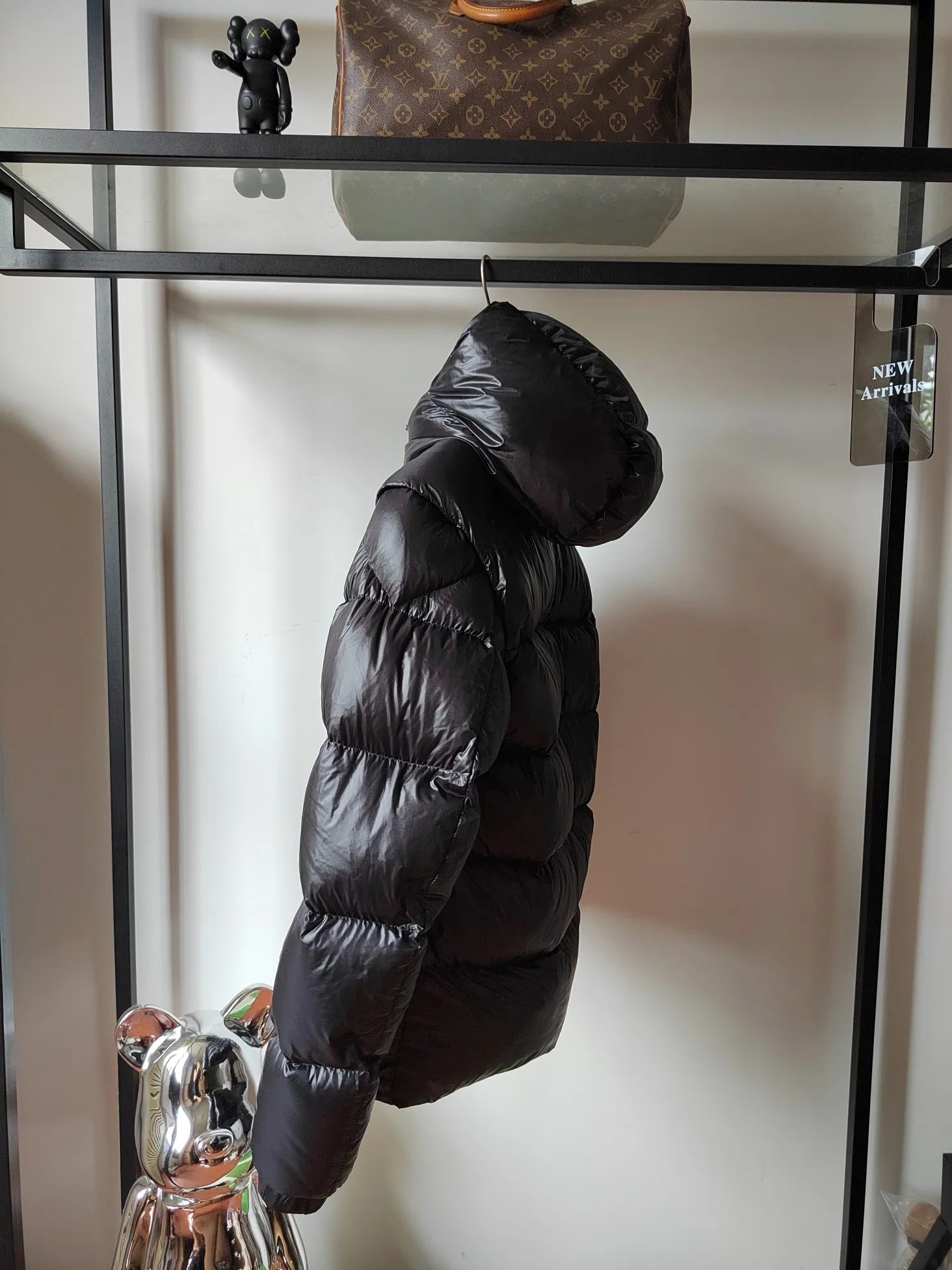 モンクレール モンクレール ダウンジャケット ブラック フード付き - 画像 (3)