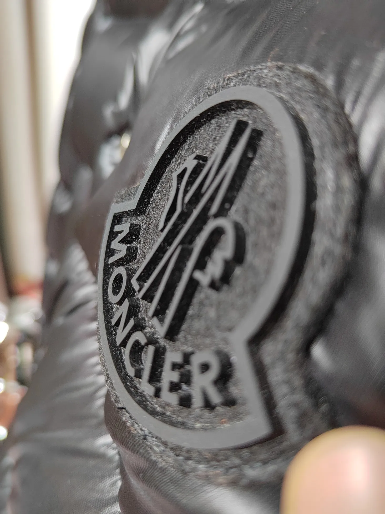 モンクレール モンクレール ダウンジャケット ブラック フード付き - 画像 (9)