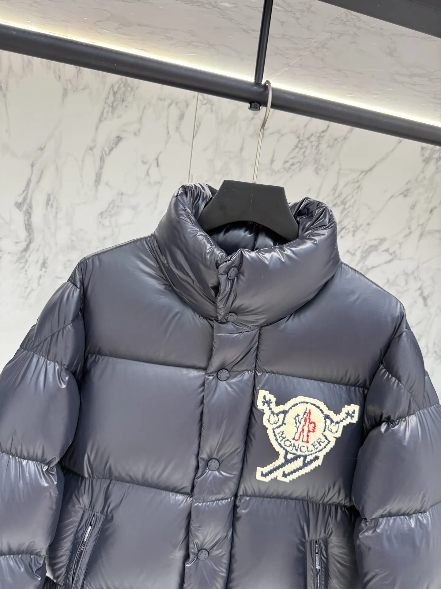 モンクレール グルノーブル ダウンジャケット ブラック パファー - 画像 (3)