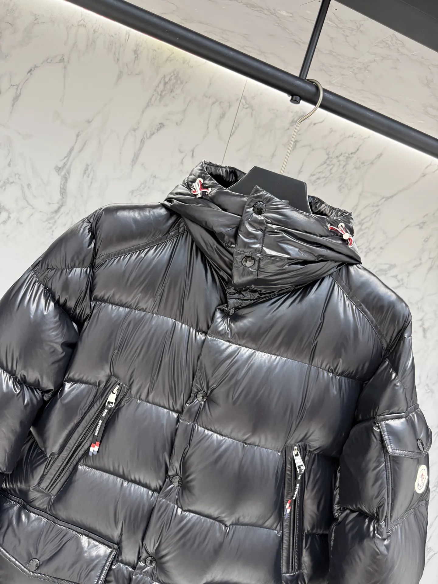 モンクレール グルノーブル ブラック ダウンジャケット - 画像 (3)