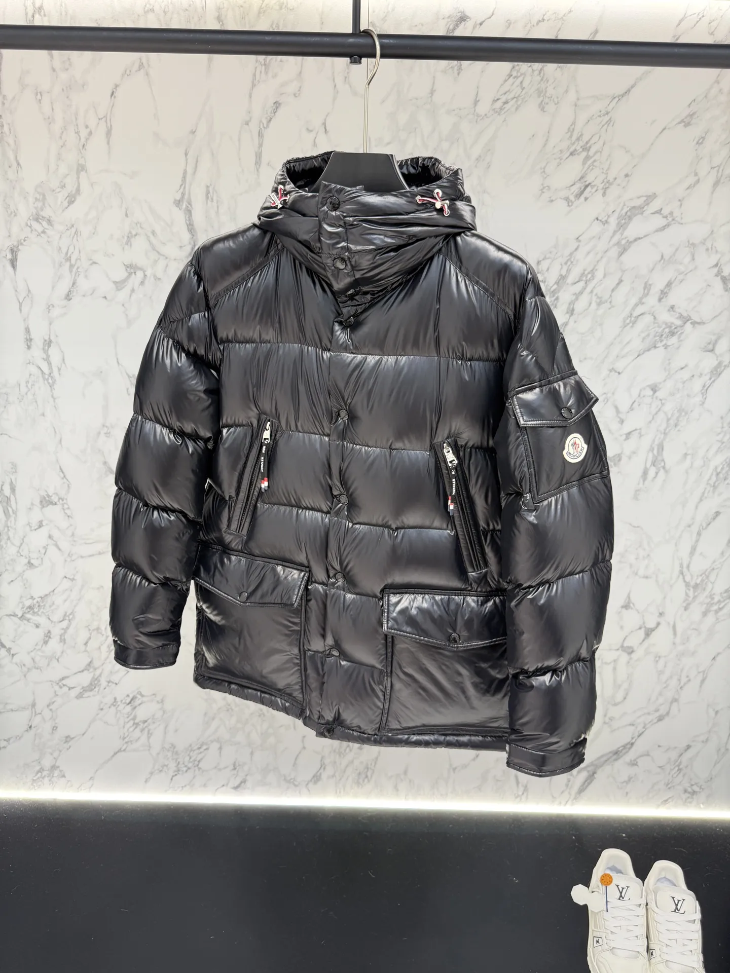 モンクレール グルノーブル ブラック ダウンジャケット - 画像 (6)