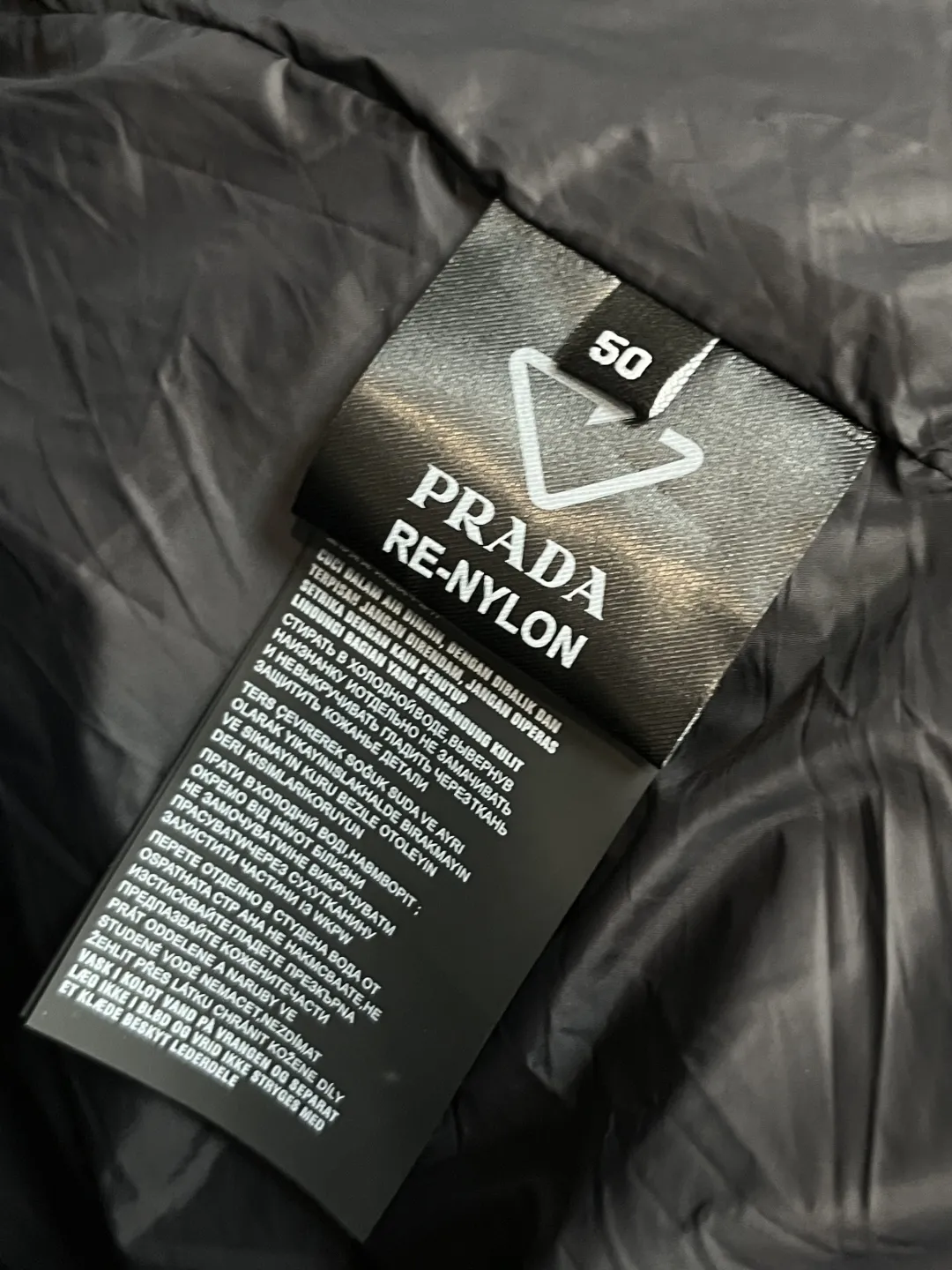 プラダ ダウンジャケット グレー フード付き ロング - 画像 (11)