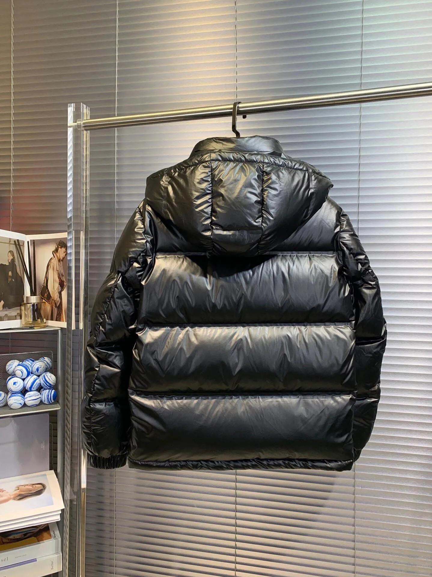 プラダ ダウンジャケット ブラック グースダウンコート - 画像 (4)