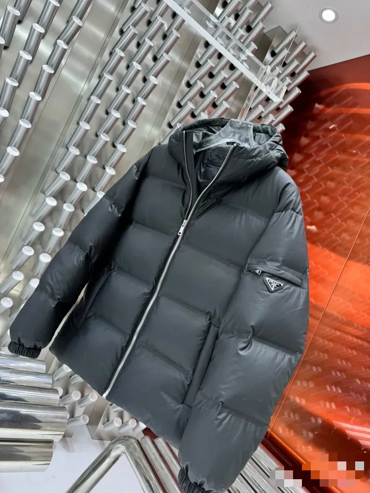 プラダ ガード フード付きダウンジャケット ブラック パッド入り - 画像 (4)