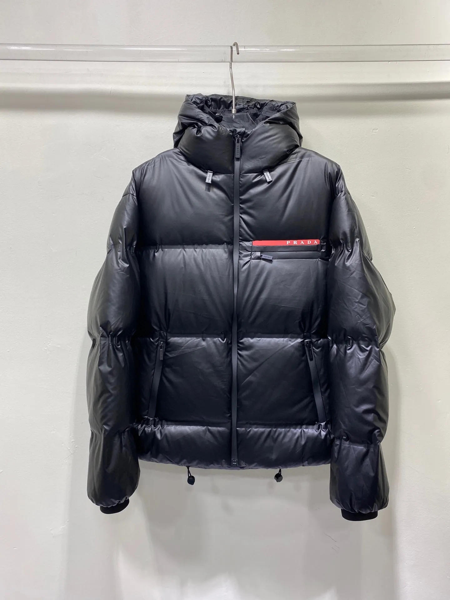 プラダ ダウンジャケット ブラック フード付き P500 - 画像 (3)