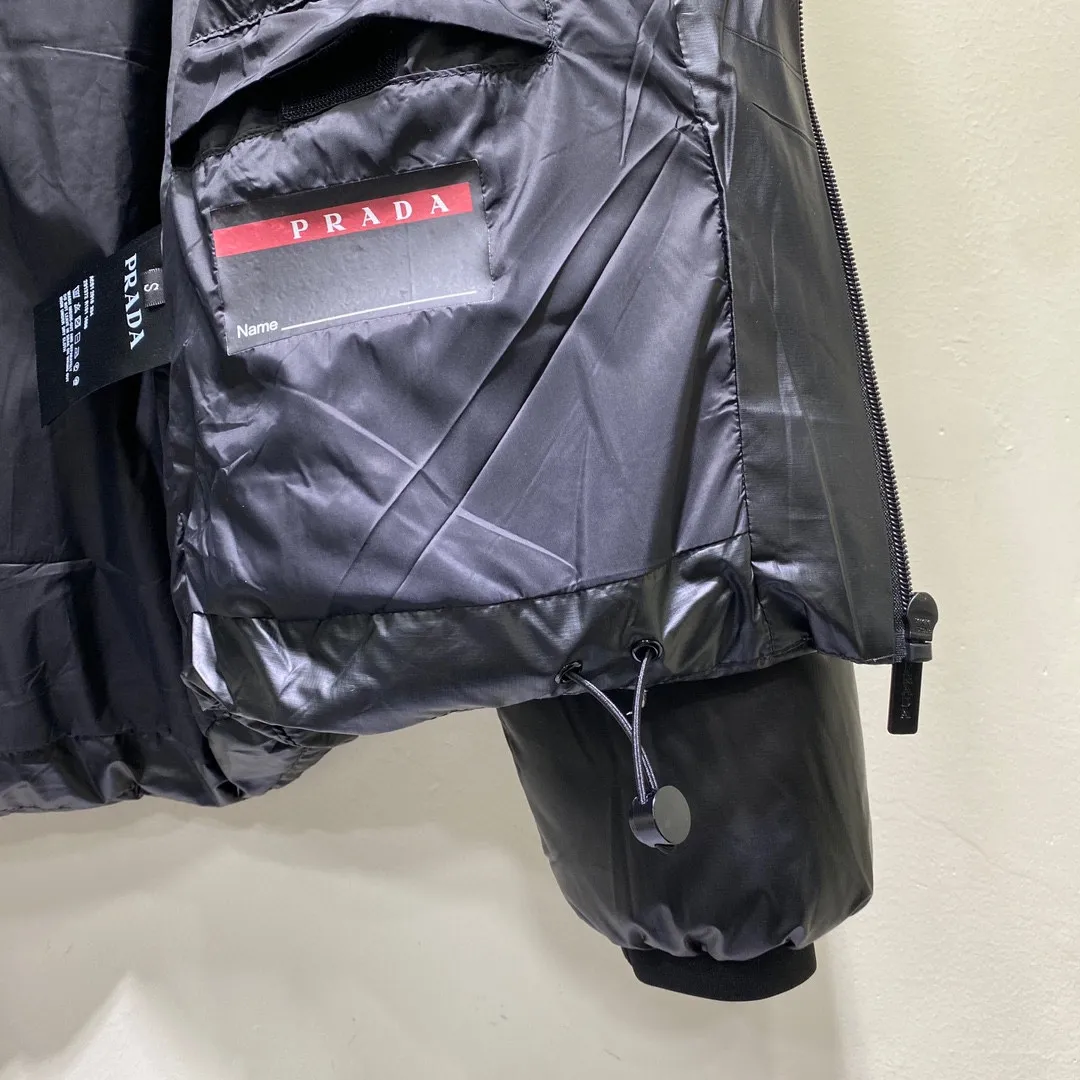 プラダ ダウンジャケット ブラック フード付き P500 - 画像 (8)
