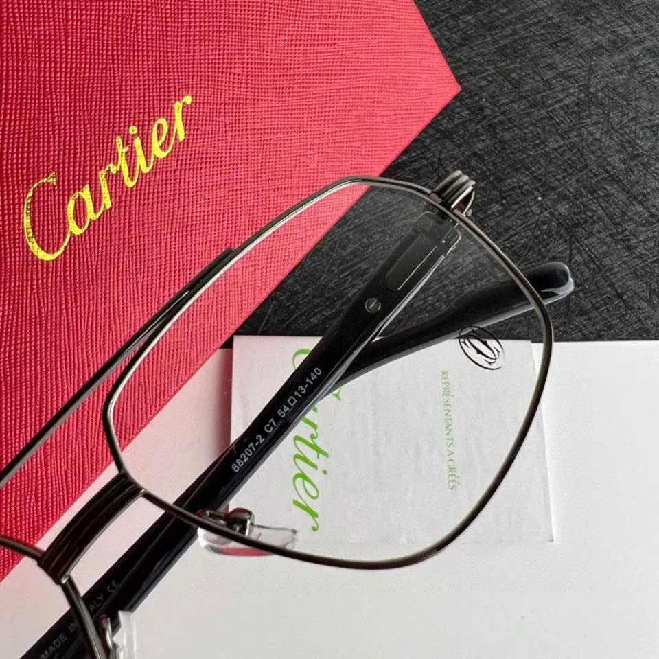 カルティエ 新作黒金属眼鏡 ファッションフレーム - 画像 (9)