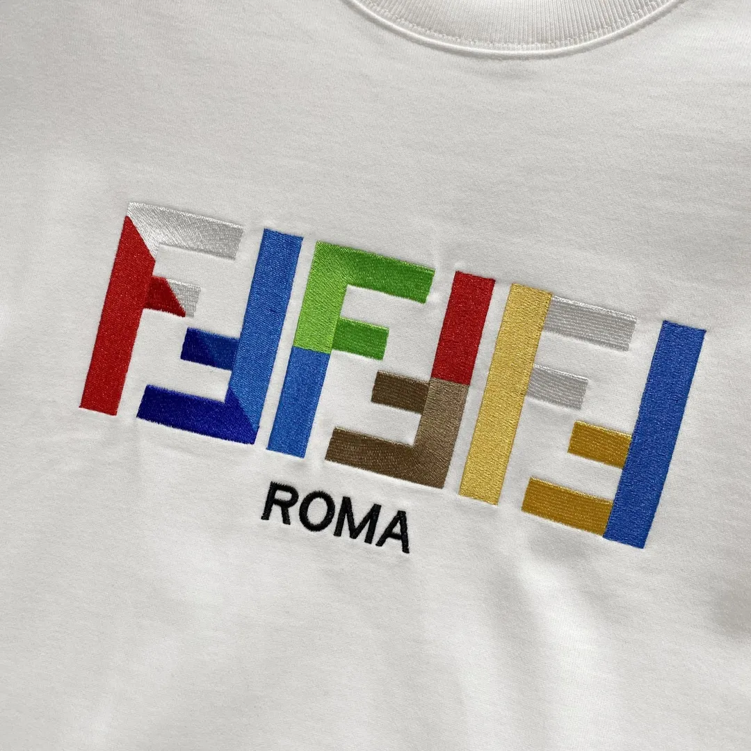 Fendi フェンディ FFカラーエンボスラウンドネックスウェット - 画像 (6)