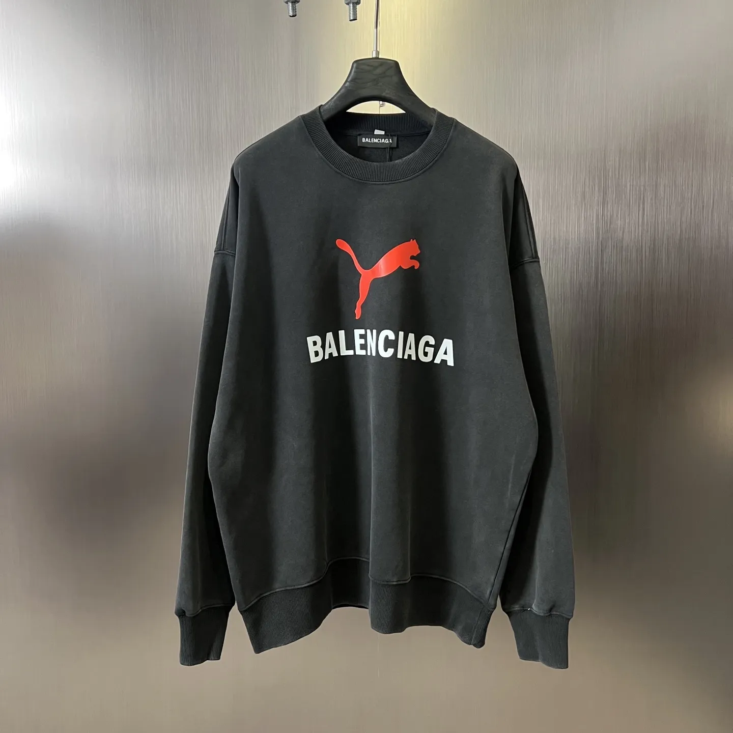 BALENCIAGA PUMA コラボ ダークナイトブラック スウェット