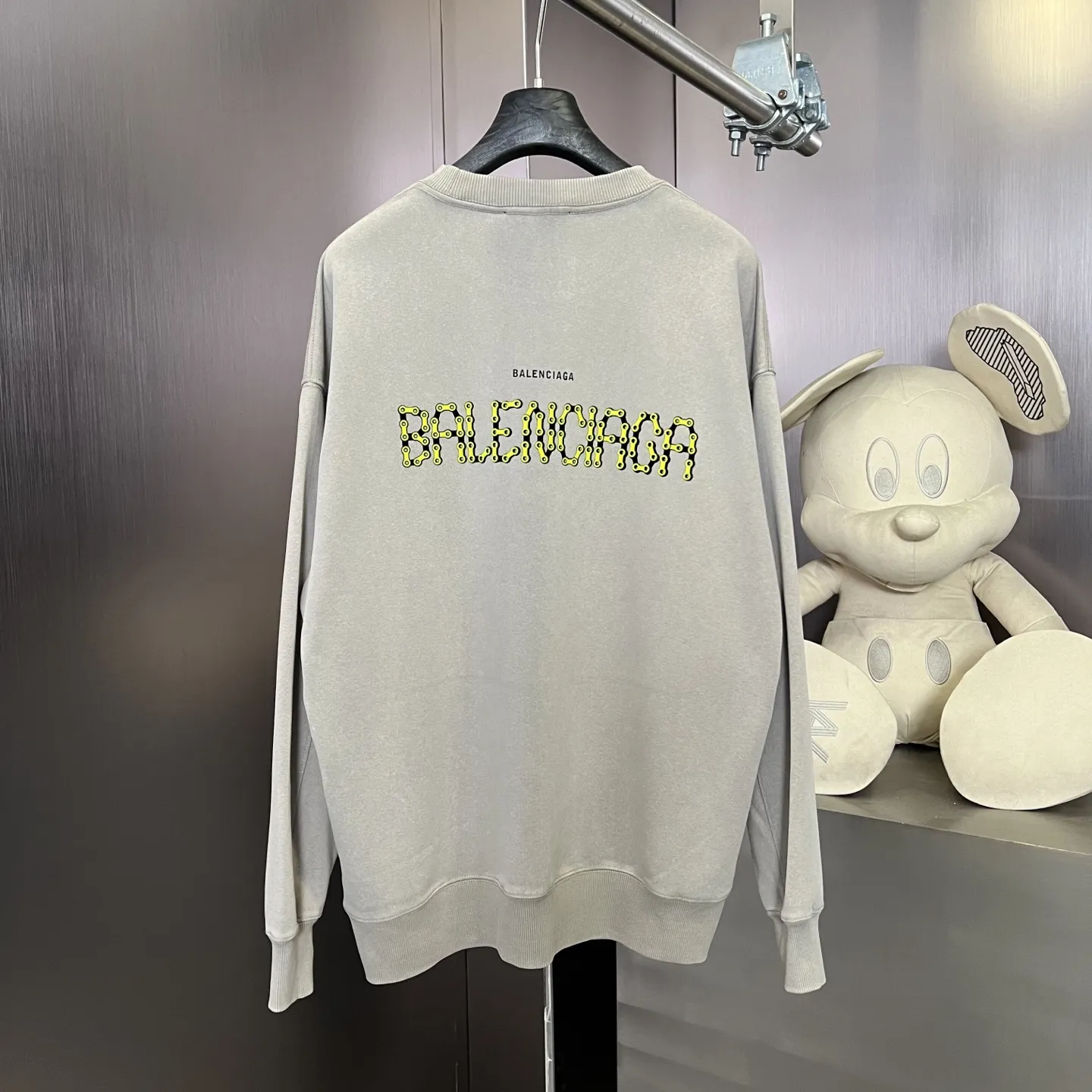 BALENCIAGA 暗夜黒 復古深灰 丸首スウェット - 画像 (7)