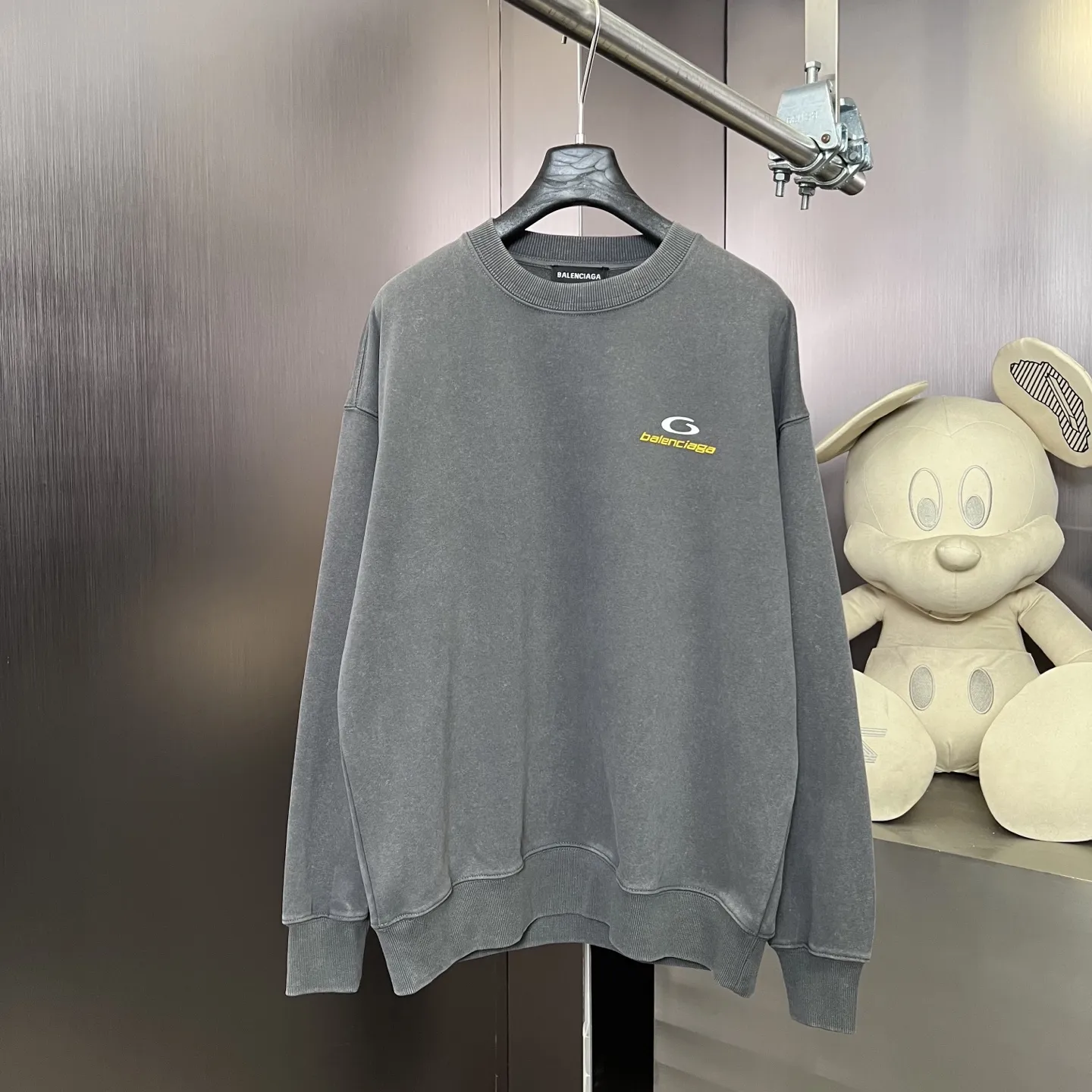 Balenciaga 暗夜黒 復古スタイルスウェット