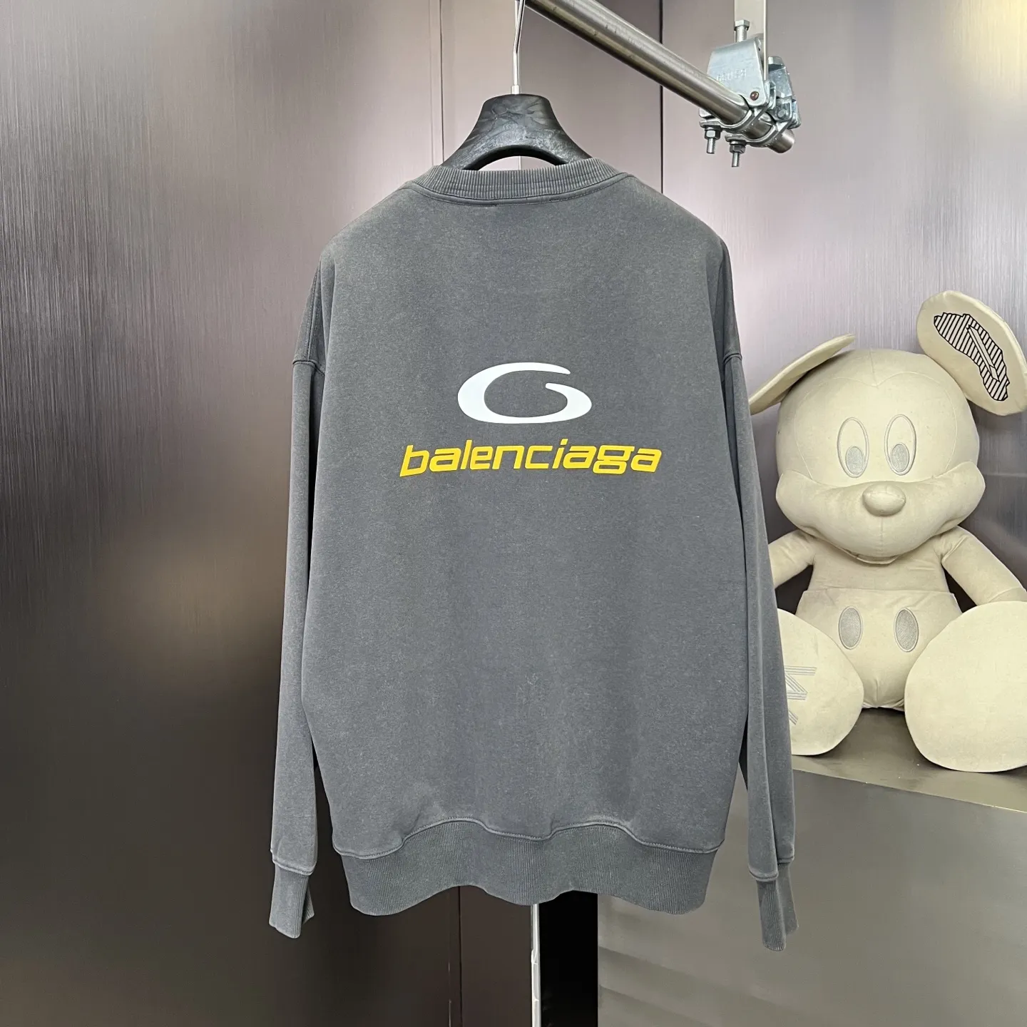 Balenciaga 暗夜黒 復古スタイルスウェット - 画像 (3)