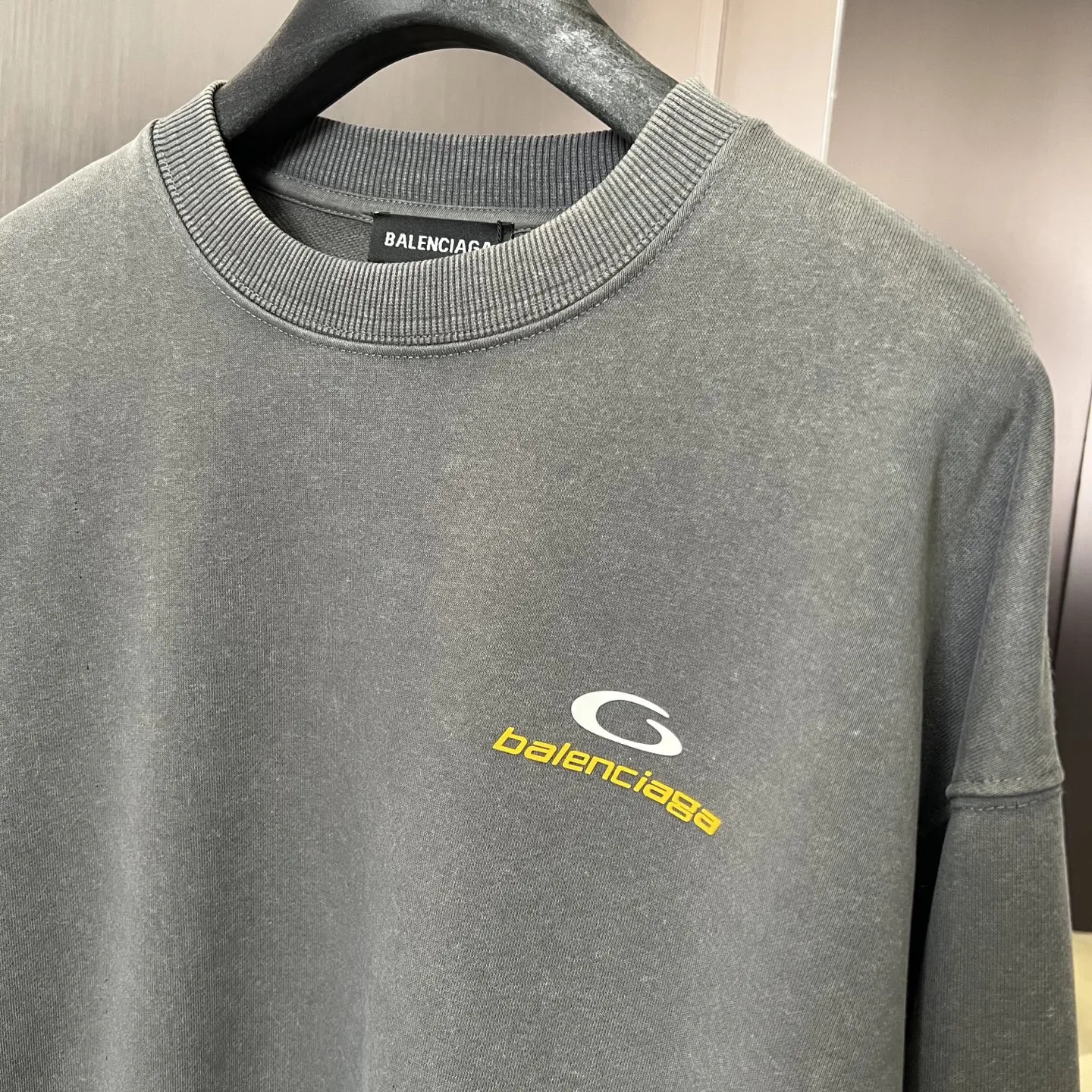 Balenciaga 暗夜黒 復古スタイルスウェット - 画像 (6)